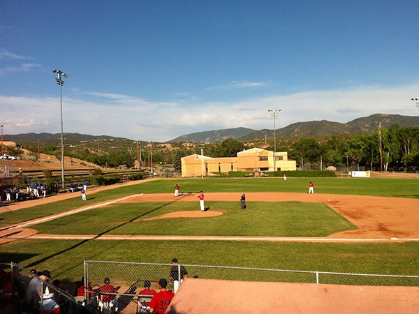 summer-guide-baseball.jpg