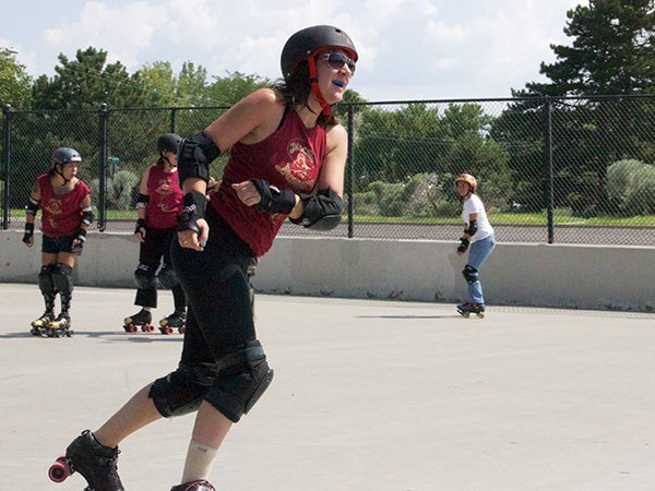 summer-guide-roller-derby.jpg