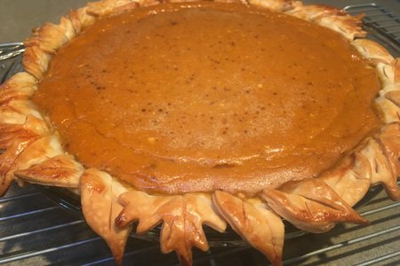 pumpkin-pie-crust.jpg