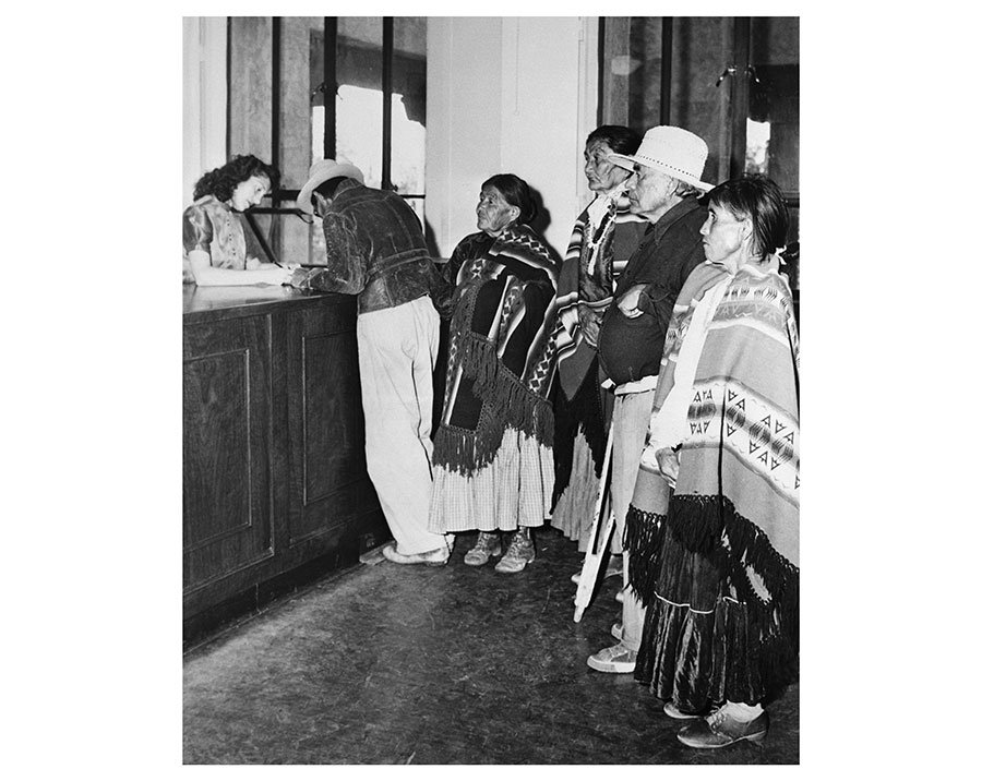 TL-3-native-americans-register-to-vote.jpg