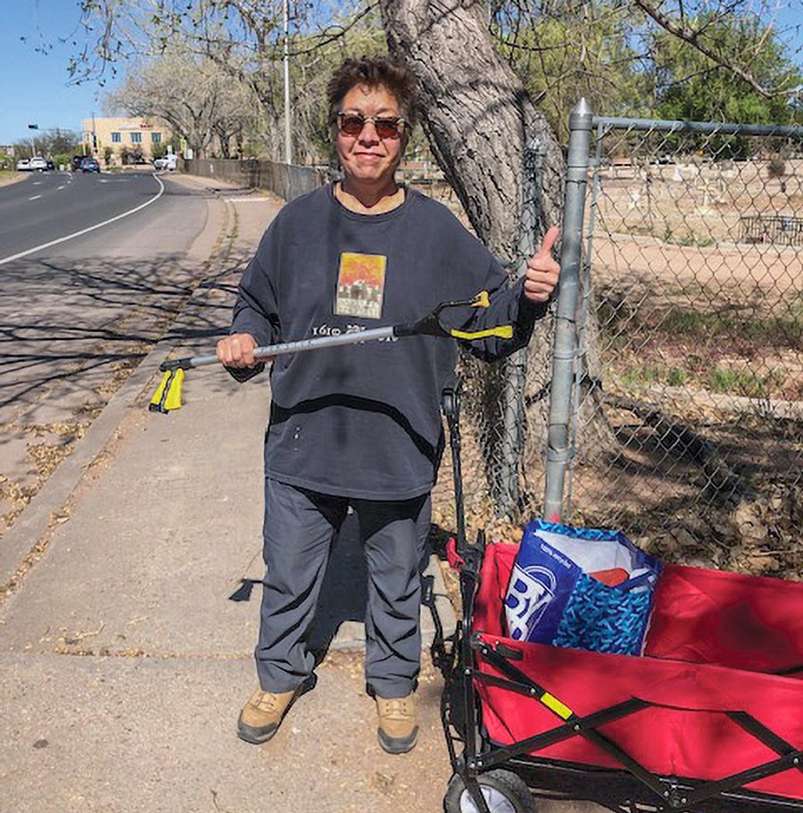 Cover-6-volunteer-cleanup-Kathy-Rivera-with-wagon.jpg