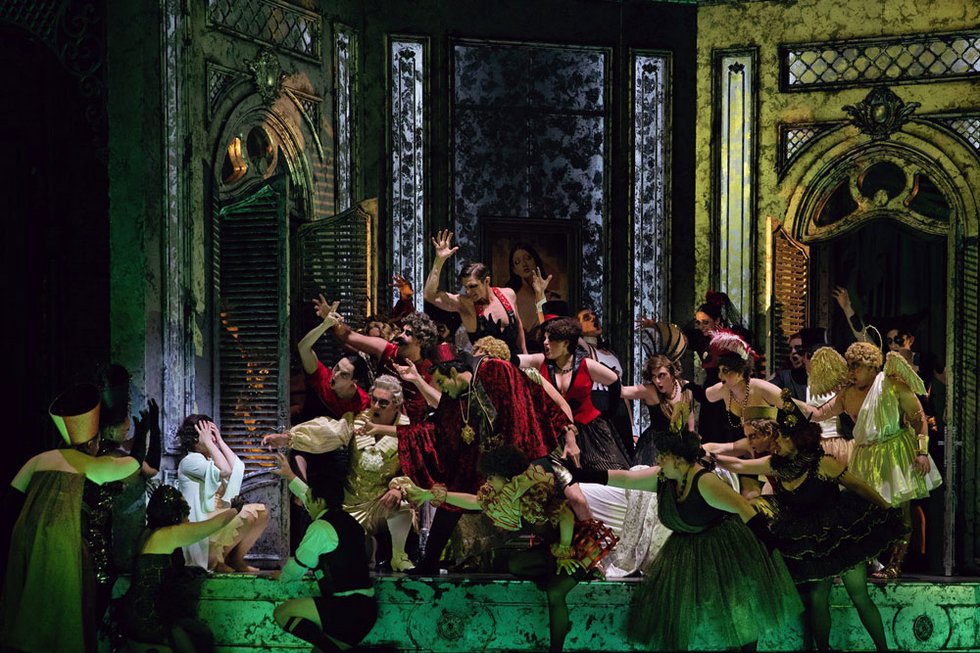 Opera-2-Traviata-OD1-Curtis-Brown-Photography.jpg